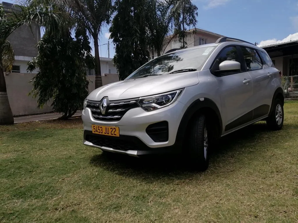 Renault Triber 2022 - Sable Cars Mauritius